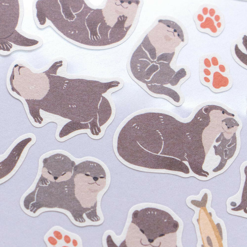 NB ZOOm in Animals Sticker - Small-clawed Otter 5424108