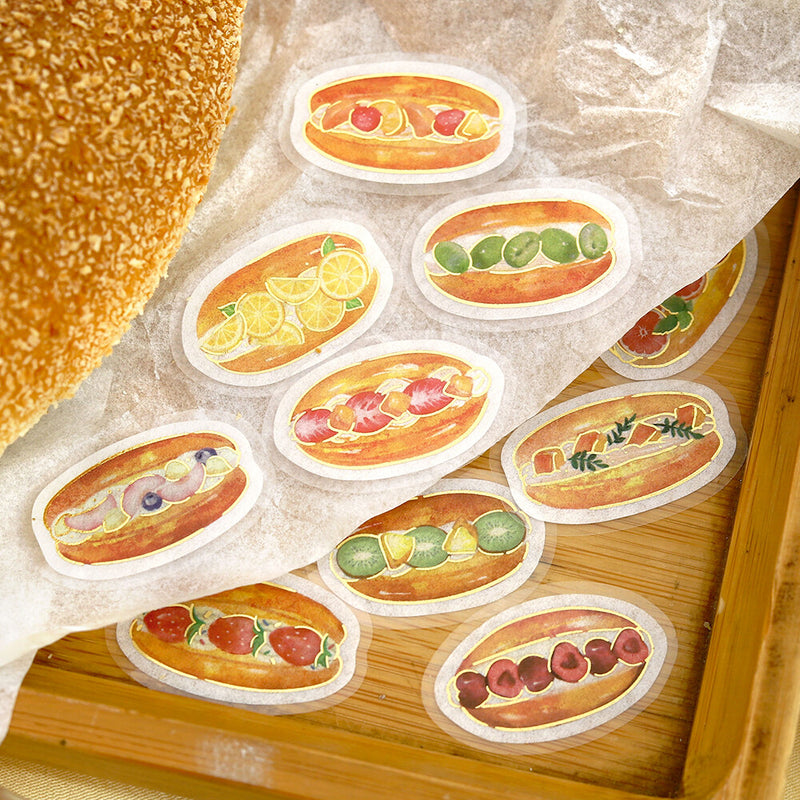Illustrated Koppe Pan with various toppings on a wooden surface
